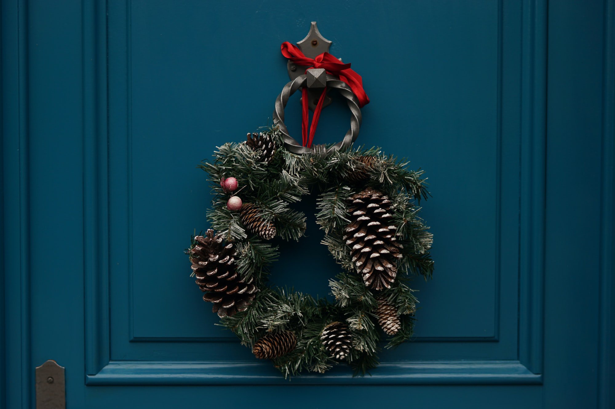 ‘Tis the Season: Tips to Increase Your Real Estate Lead Generation Over the Holidays cover