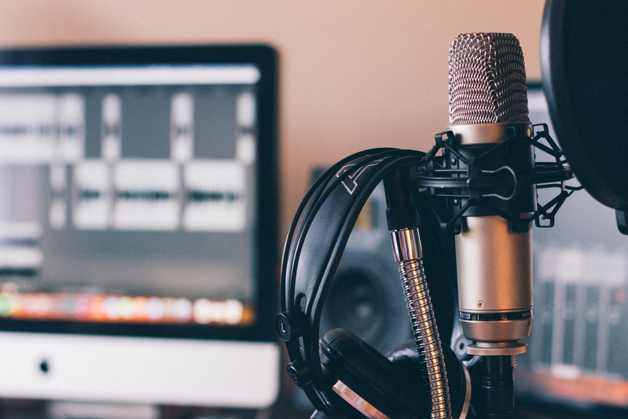 Uncovering the Benefits and Drawbacks of Utilizing Podcasts in Real Estate Marketing cover